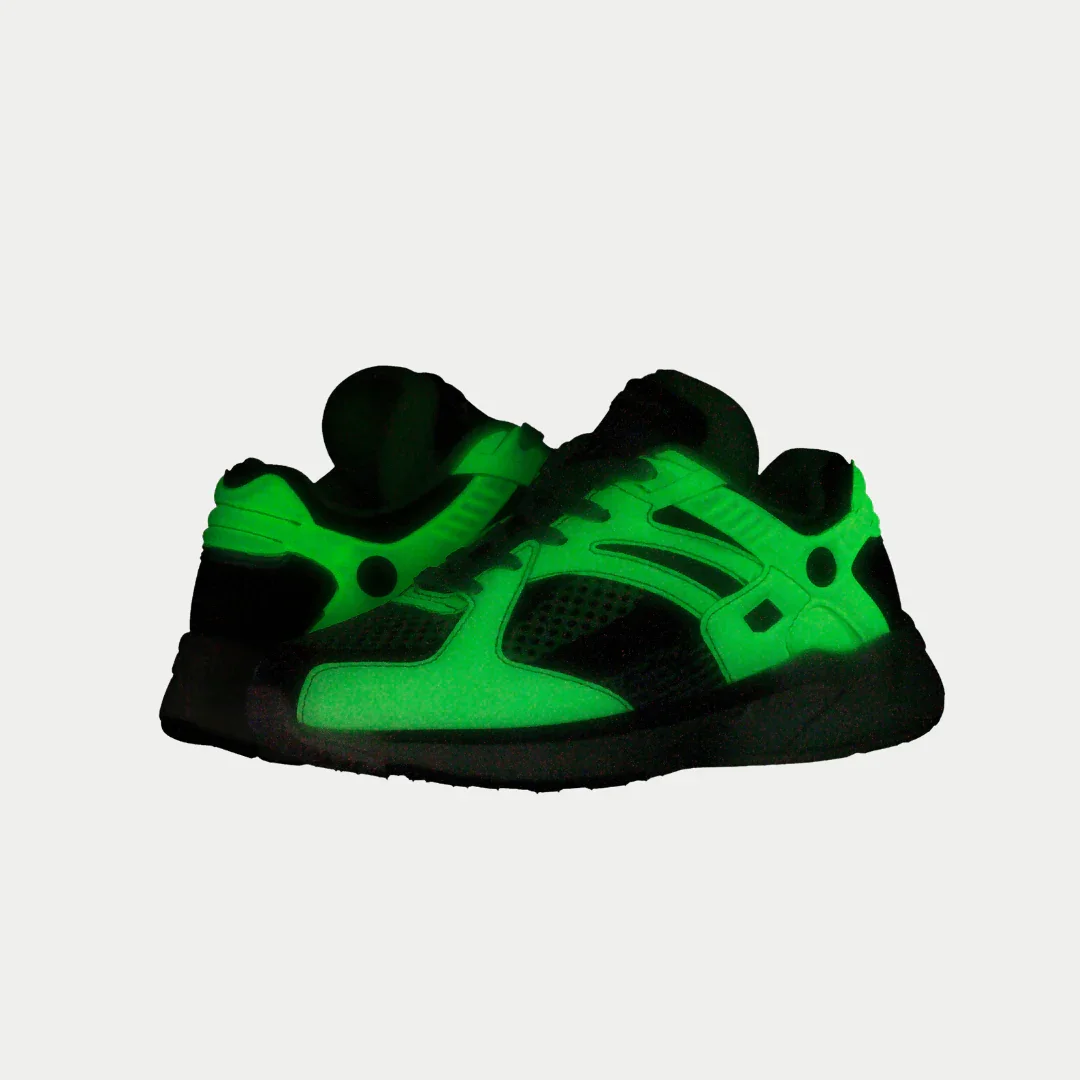 LA Gear Kids Catapult Light-Up x Glow Lowtop | Neon Yellow x Black - Image 8